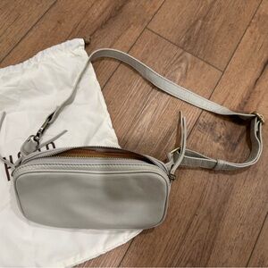 HOBO crossbody / belt bag